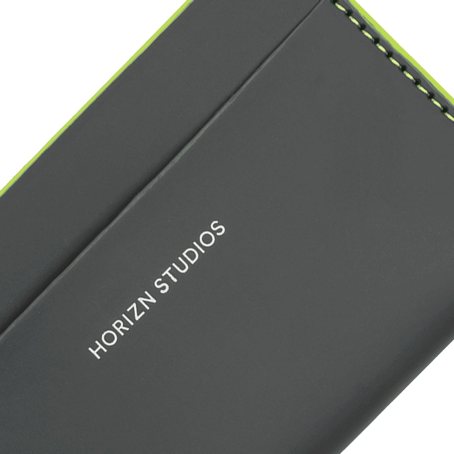 Cardholder Graphite Neon Green Vorderseite - Horizn Studios