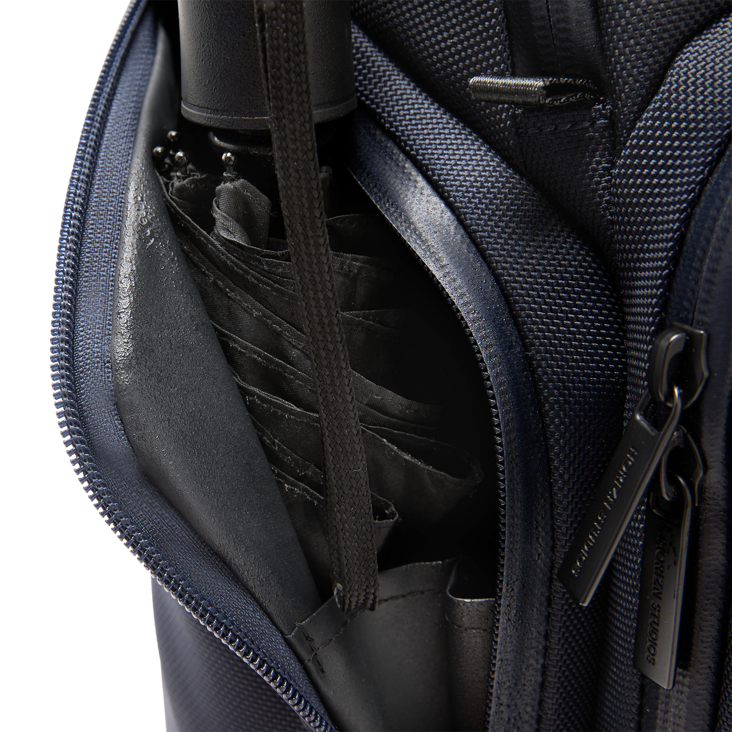 Midtown Rucksack Blau Detail - Wasserabweisend Vegan Ergonomisch - Horizn Studios
