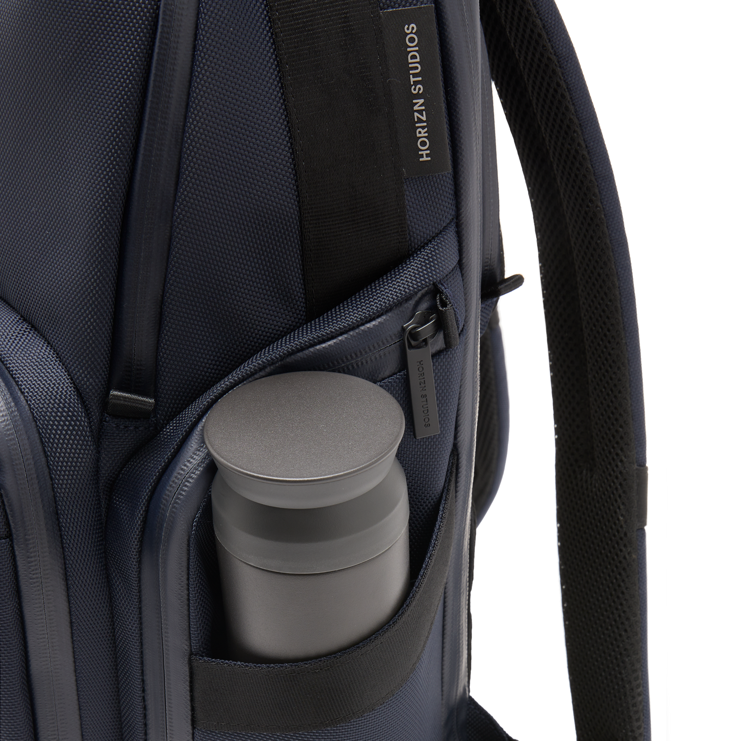 Midtown Rucksack Blau Detail - Wasserabweisend Vegan Ergonomisch - Horizn Studios