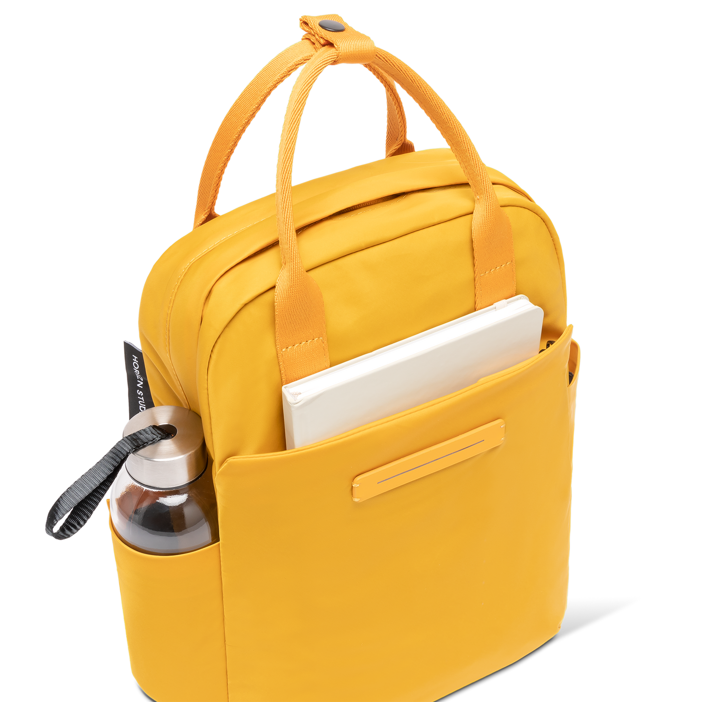 Aoyama Rucksack Small Bright Amber View Props - Wasserabweisend Vegan Ergonomisch - Horizn Studios