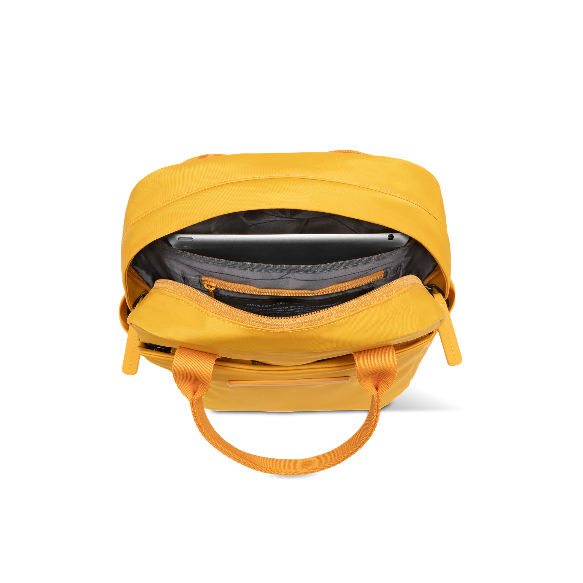 Aoyama Rucksack Small Bright Amber Main Compartement - Wasserabweisend Vegan Ergonomisch - Horizn Studios