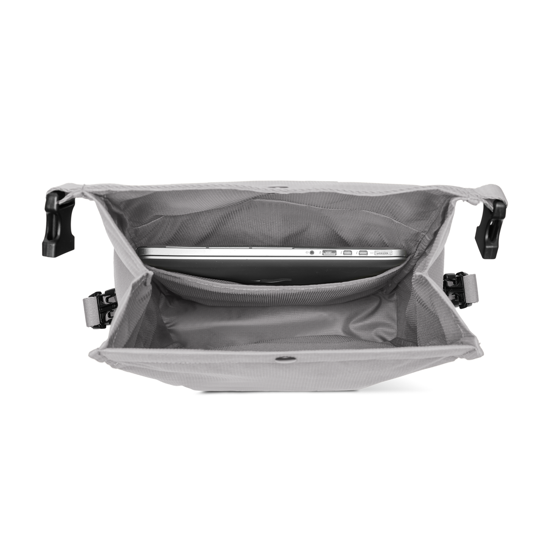 Shibuya Rolltop Rucksack Rucksack Light Quartz Grau Detail Laptop - Wasserabweisend Vegan Ergonomisch - Horizn Studios