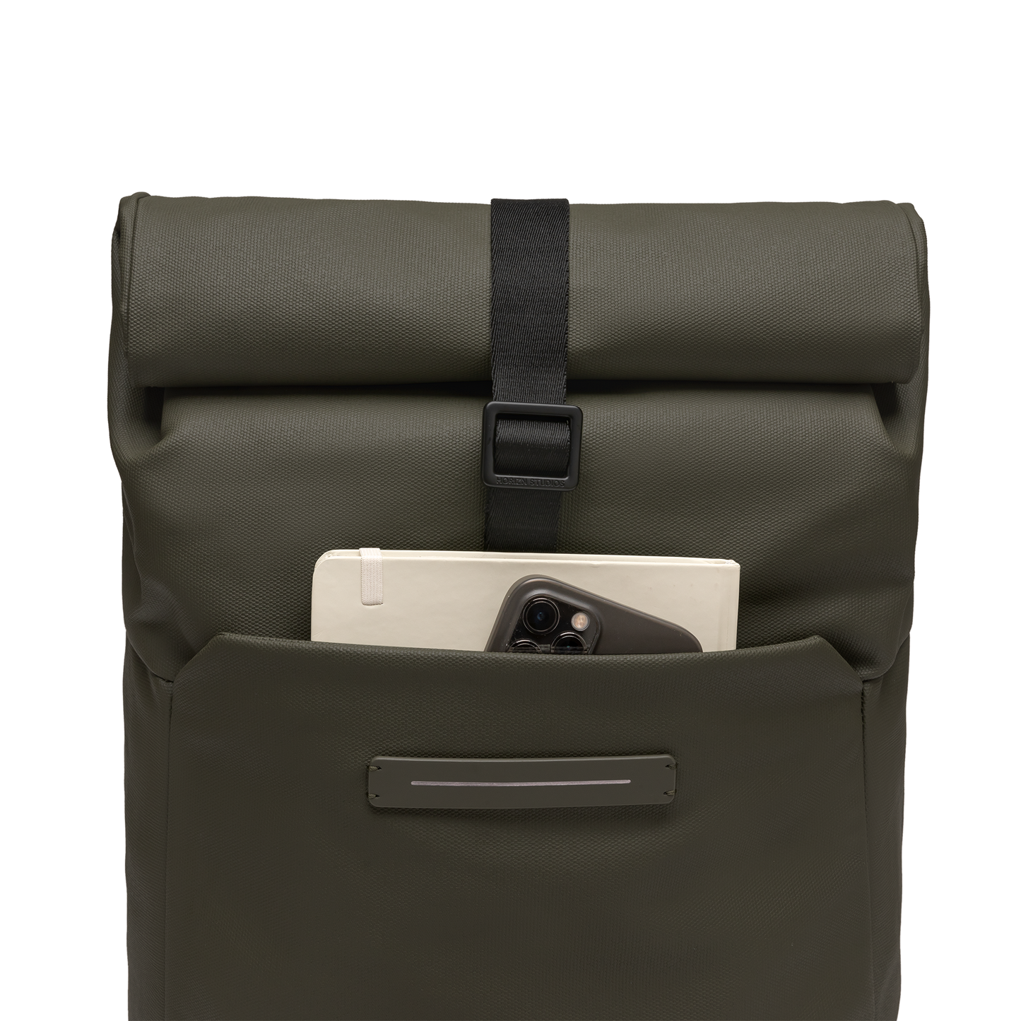 Sofo Rolltop Rucksack Rucksack Rucksack Grün Pocket Detail - Wasserabweisend Vegan Ergonomisch - Horizn Studios