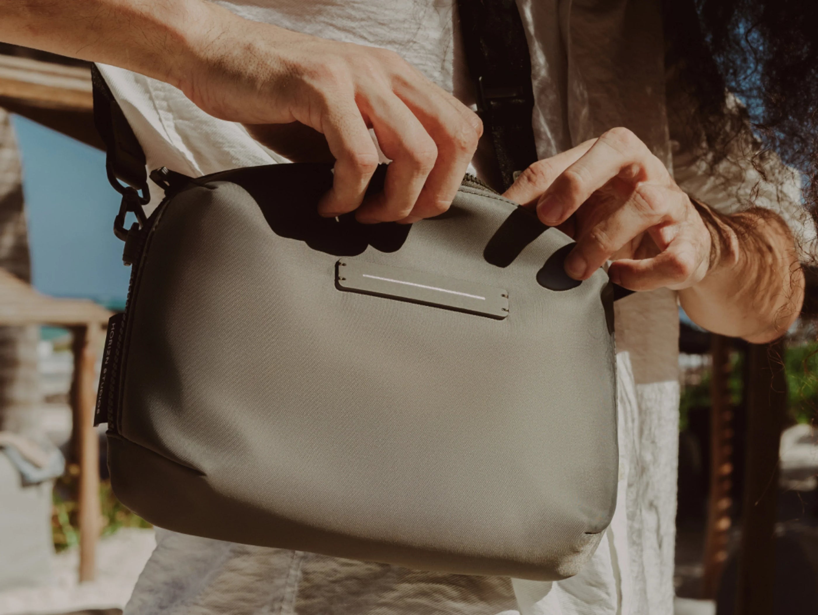 Gion Shoulder Tasche - Wasserabweisend Funktional Stilvoll - Horizn Studios